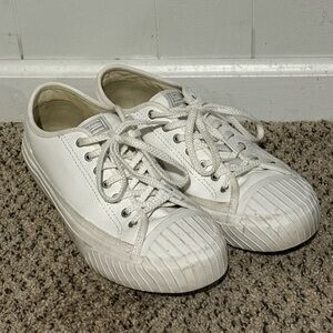 Sperrys Sneakers